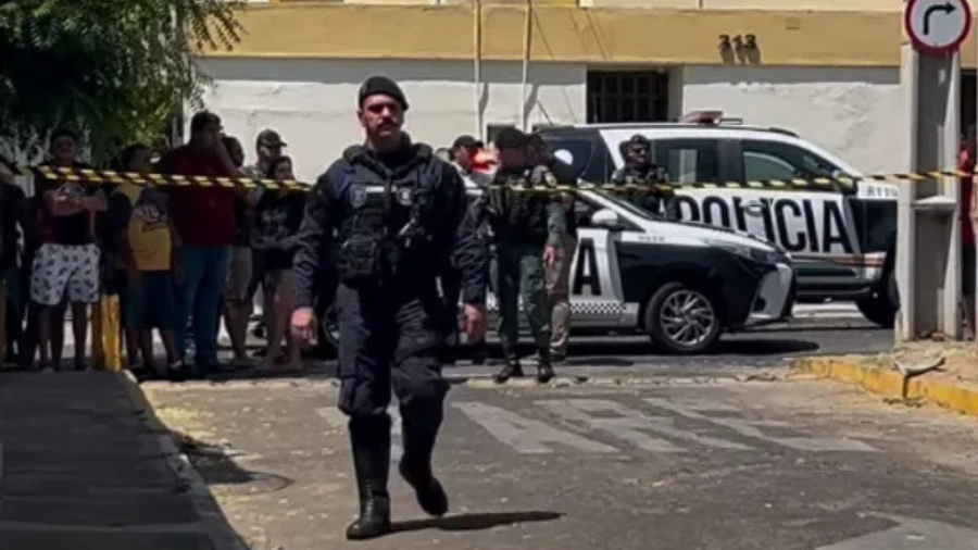 Ambulâncias do Samu socorreram os três alunos feridos, encaminhados a uma unidade de saúde. | Foto: Mateus Ferreira/TV Verdes Mares