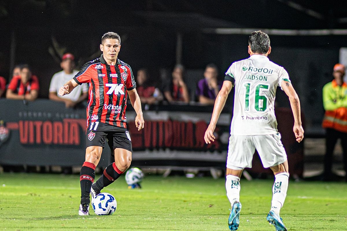 Vitória tenta quebrar série negativa diante do líder do Brasileirão. Foto: Victor Ferreira/EC Vitória