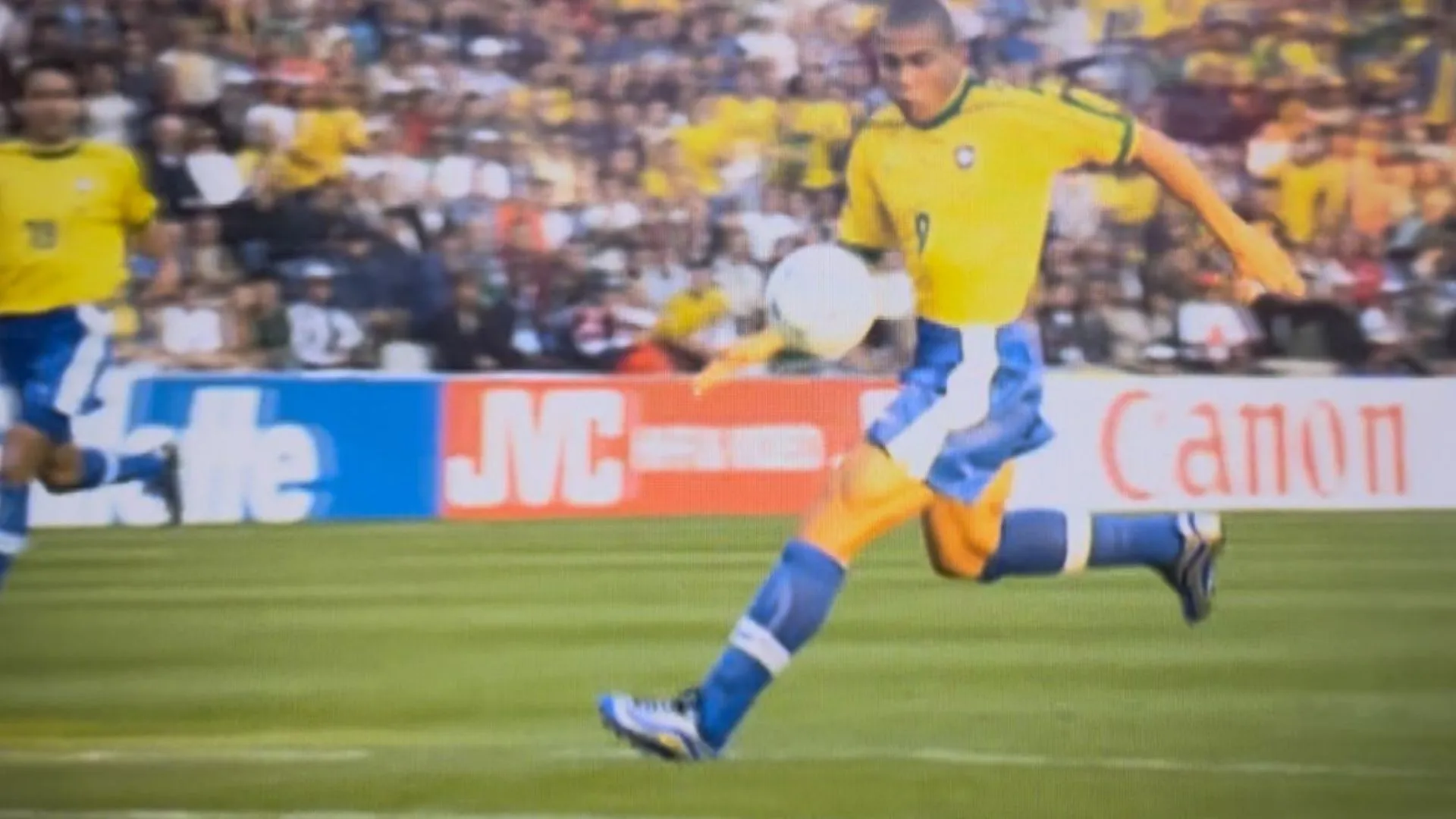 Ronaldo fez 1º gol contra o Marrocos na Copa de 1998