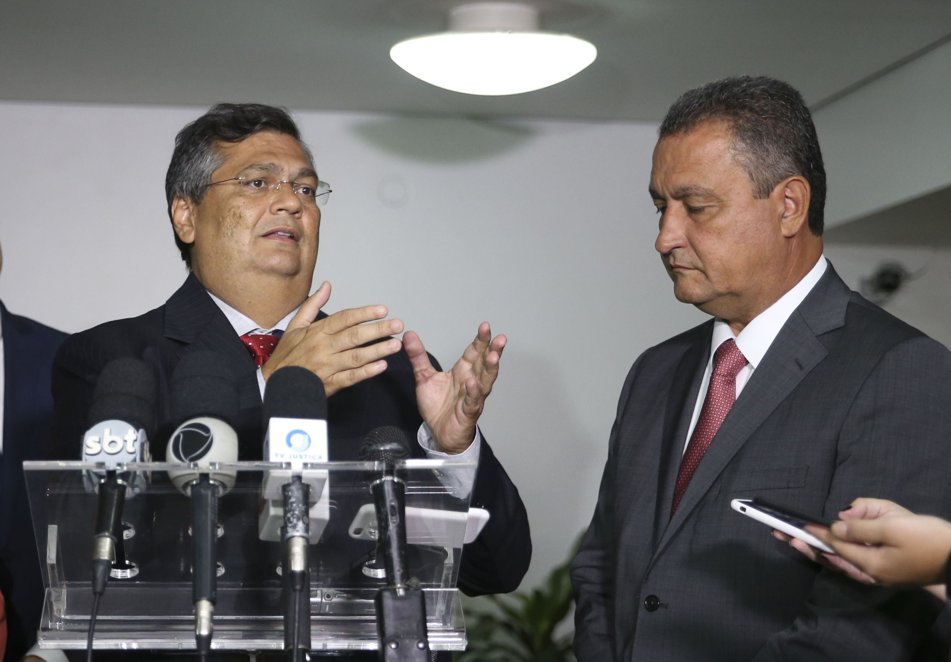 Flávio Dino e Rui Costa | Foto: Valter Campanato/Agência Brasil