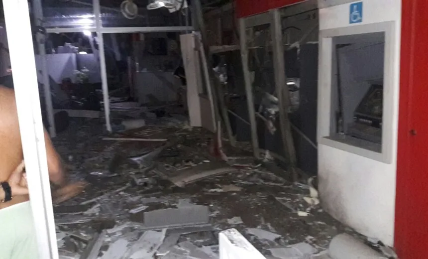 MADRUGADA: Mais de 20 homens atacam agências bancárias e fazem reféns em Ipirá