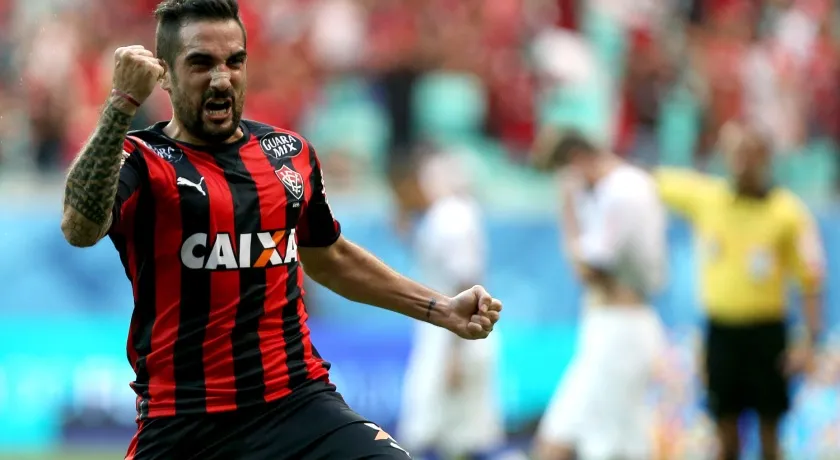 Rubro-Negro está muito perto de concretizar retorno do ídolo Escudero, diz técnico Vagner Mancini