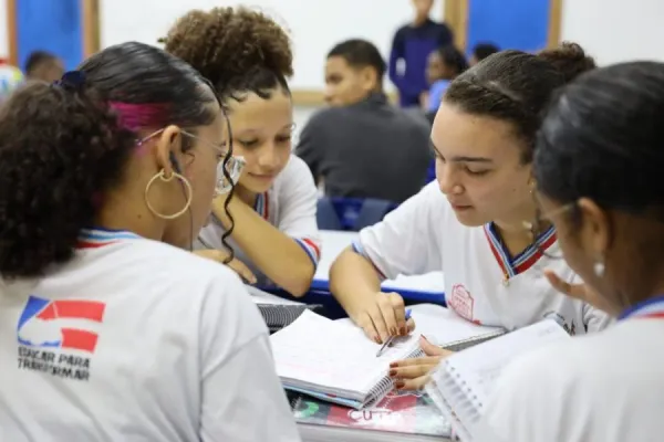 Rede estadual de ensino da Bahia recebe matrículas ao longo de todo o ano letivo. Foto: Mateus Pereira / GOV BA
