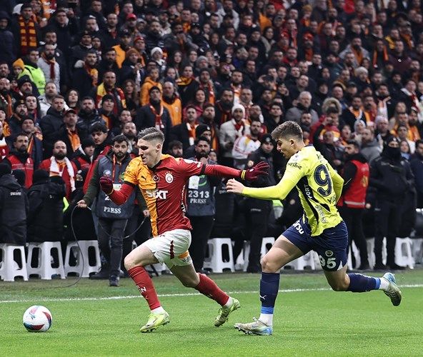 Galatasaray enfrenta o Fener em clássico turco. Foto: Divulgação/Galatasaray