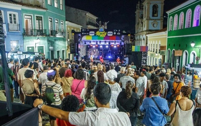 Al&eacute;m da literatura, a Flipel&ocirc; 2026 contar&aacute; com atra&ccedil;&otilde;es de m&uacute;sica, teatro, artes visuais e performances culturais espalhadas por diferentes espa&ccedil;os do Pelourinho/Foto: Reprodu&ccedil;&atilde;o&nbsp;