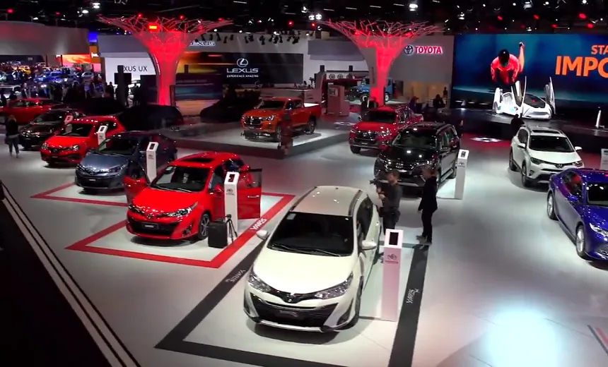 Autos e Motos: veja as novidades das marcas japonesas no Salão do Automóvel 2018