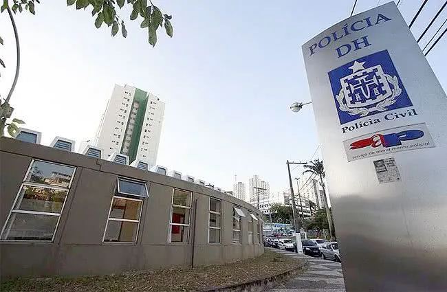 PM resgata reféns e prende suspeitos no bairro de Engomadeira, em Salvador
