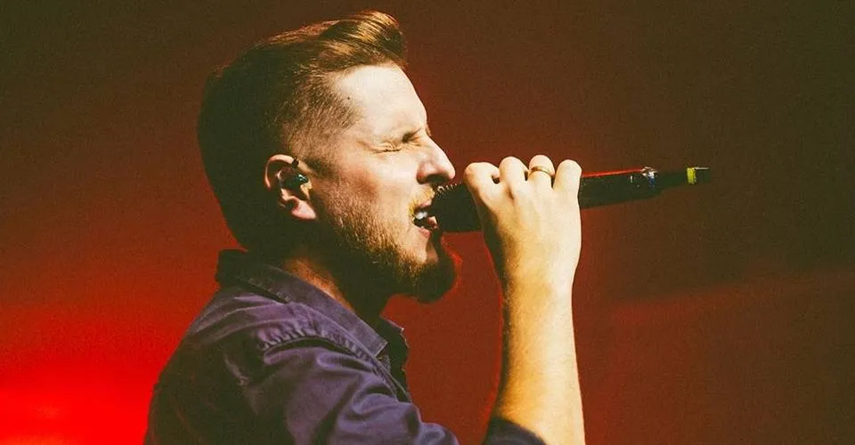 Cantor sertanejo Augusto, de 31 anos, descobre tumor cerebral e cancela shows