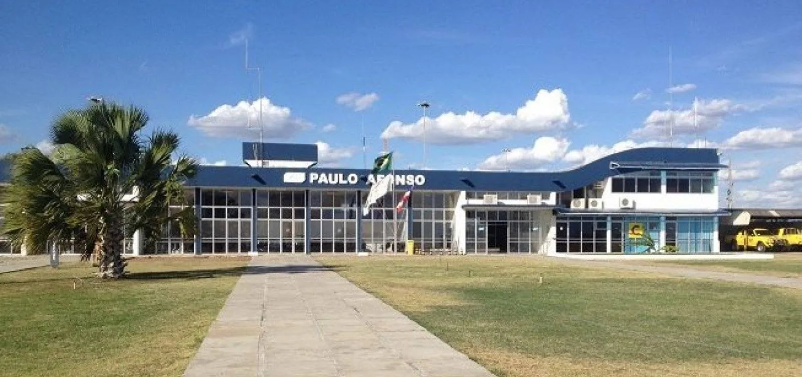Uma das maiores cidades da Bahia completa um ano sem prefeito; titular pediu licença médica