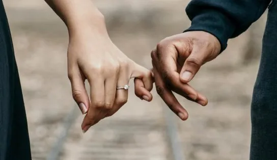 Na véspera: igreja que cancelou casamento alegando que casal já morava junto é condenada a indenizar noivos