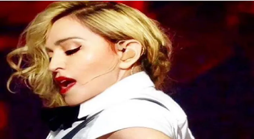 Madonna sofre com apagão em show e reclama: “Não tente silenciar a rainha”