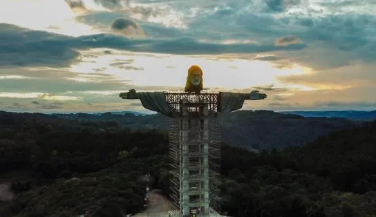 "Cristo Redentor" maior que o do Rio de Janeiro: cidade do sul do Brasil está construindo monumento 