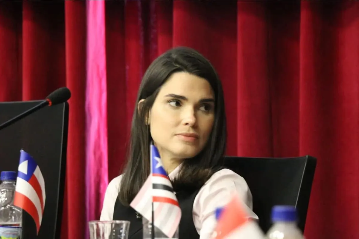 Após aprovação da AL-BA, Jerônimo nomeia Camila Vasquez como nova Conselheira do TCM