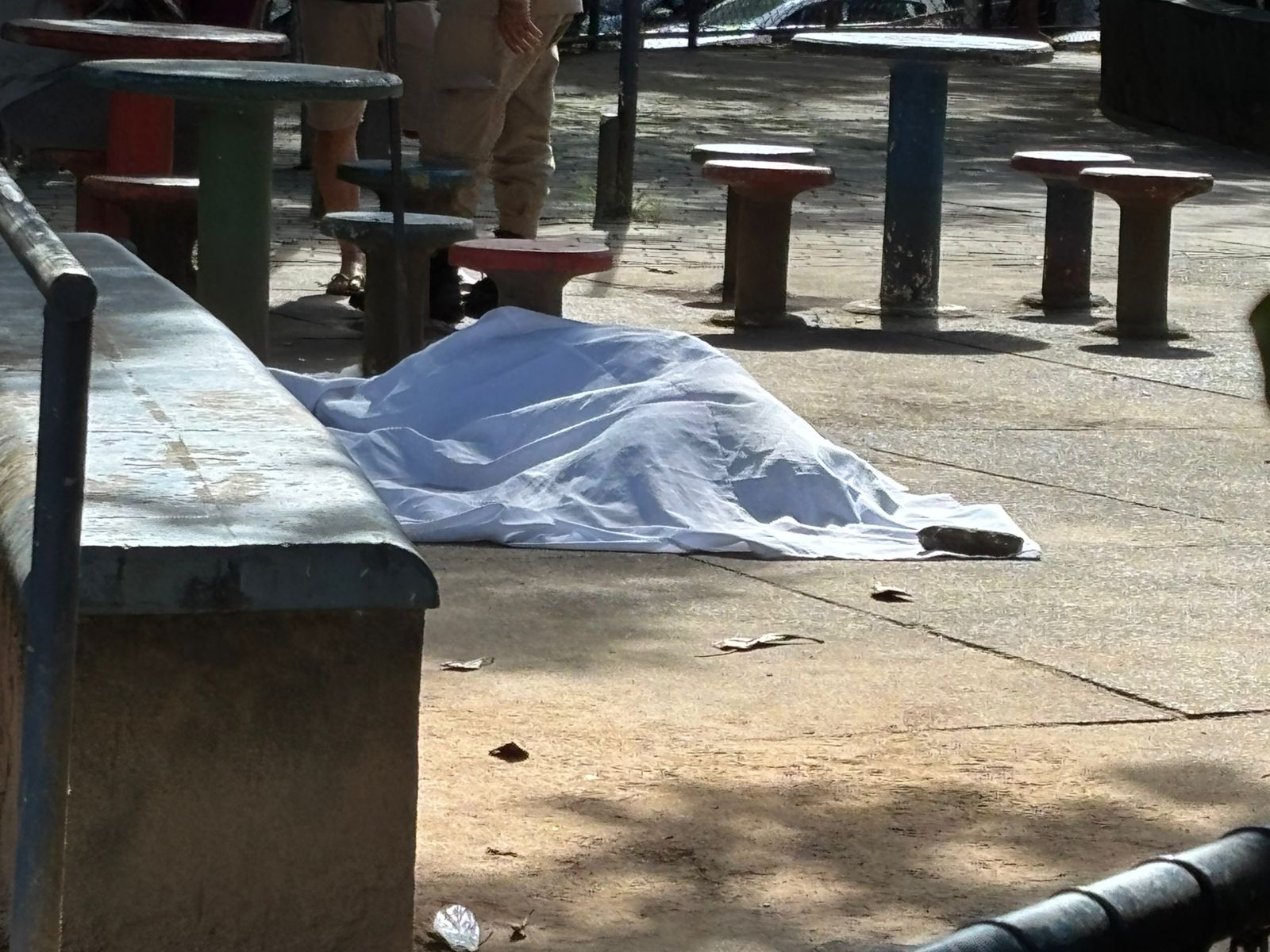Homem é executado a tiros em São Marcos. Foto: Tiago Castro | TV Aratu
