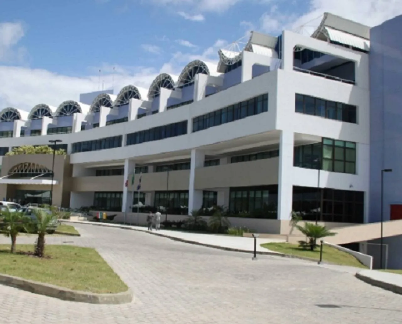 Unidade escolar na Bahia é recomendada pelo MP a não punir alunos com suspensão de merenda