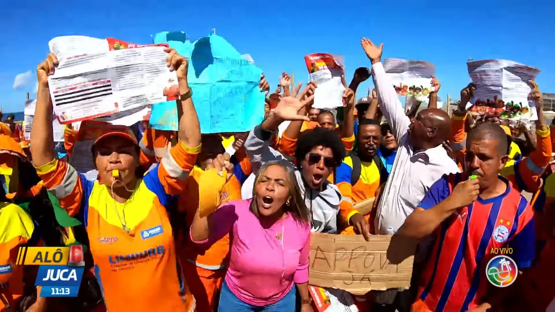 Greve dos garis mobiliza trabalhadores em diferentes pontos de Salvador