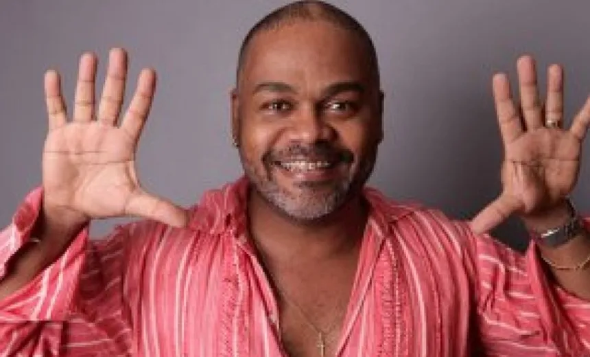 Artistas cobram cachê de shows ao Grupo Gay da Bahia e presidente dispara: “meu Xibiu”