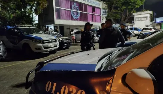 Guarda Civil dispersa torcedores da Dupla BaVi, após confronto no Largo do Tanque