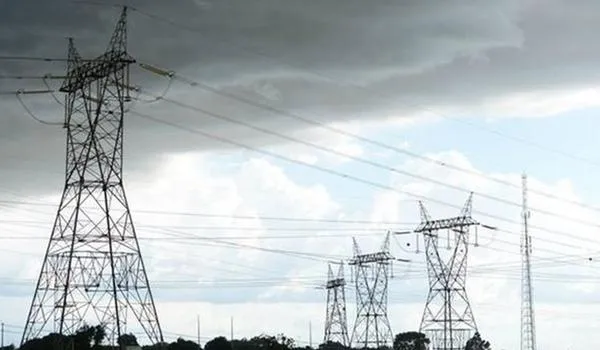 Após 'apagões', Amapá deve ter energia normalizada até dia 26, diz ministro
