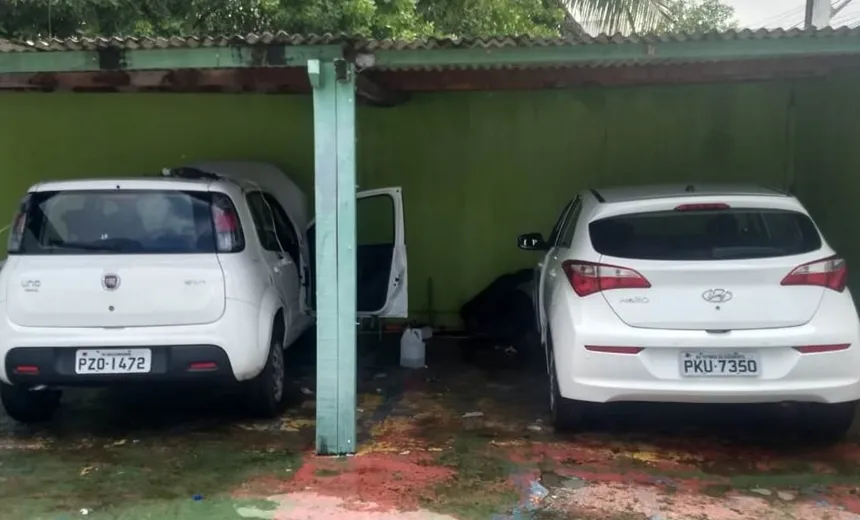 Central de clonagem de veículos é descoberta em Lauro de Freitas