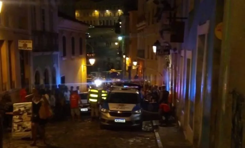  Homem é morto pela PM após ferir irmão e tentar matar a mãe em Salvador