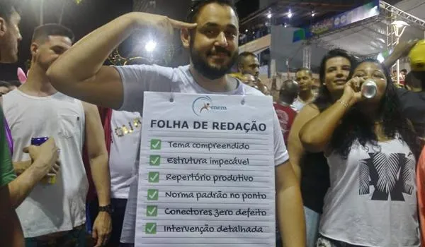 Fantasias tomam conta da pipoca de Daniela Mercury no circuito Barra/Ondina