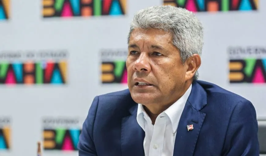 Senador rebate Jerônimo e sugere que governador 'não gosta de trabalho'