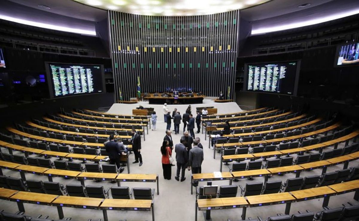 Urgência do projeto de isenção do IR para renda até R$ 5 mil é aprovada na Câmara.Foto: Kaio Magalhães/Câmara