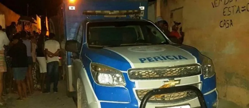 INTERIOR: Pai de santo é morto a tiros dentro de carro, em Poções
