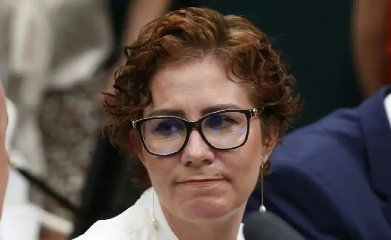 Justiça da Itália recomenda deportação de Carla Zambelli para o Brasil