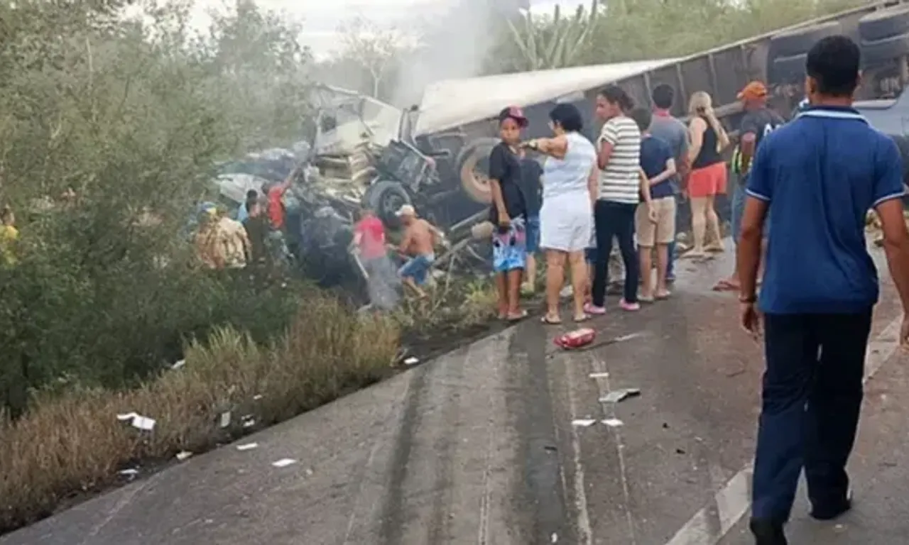 A acusação pelo acidente na BR-116 por homicídio doloso na condução de veículo ocorre quando a Justiça entende que o motorista assumiu o risco de provocar o resultado fatal/Foto: Redes Sociais