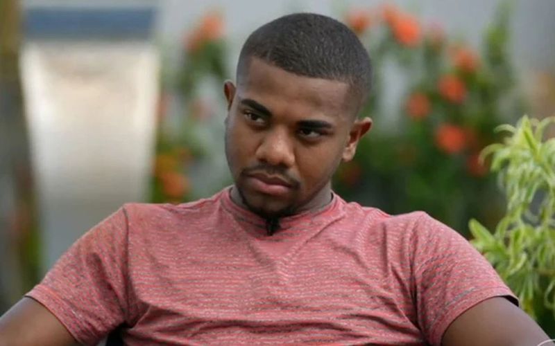 Campeão do BBB 24, Davi venceu com 60,52% dos votos e levou o maior prêmio da história do reality. Após a vitória, investiu em imóveis e teve a vida pessoal exposta judicialmente/Foto: Divulgação