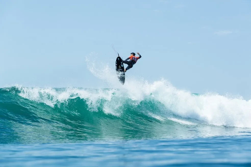 WSL anuncia calendário do Circuito Mundial de Surf 2025