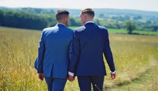 Vaticano decreta que Igreja Católica não pode abençoar casamento homossexual: "Pecado"