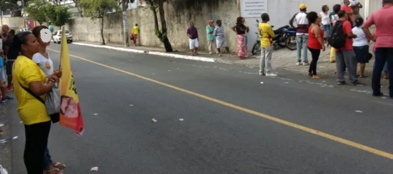 Apesar de proibida e ser crime, boca de urna ‘marca presença’ nas zonas eleitorais da capital baiana