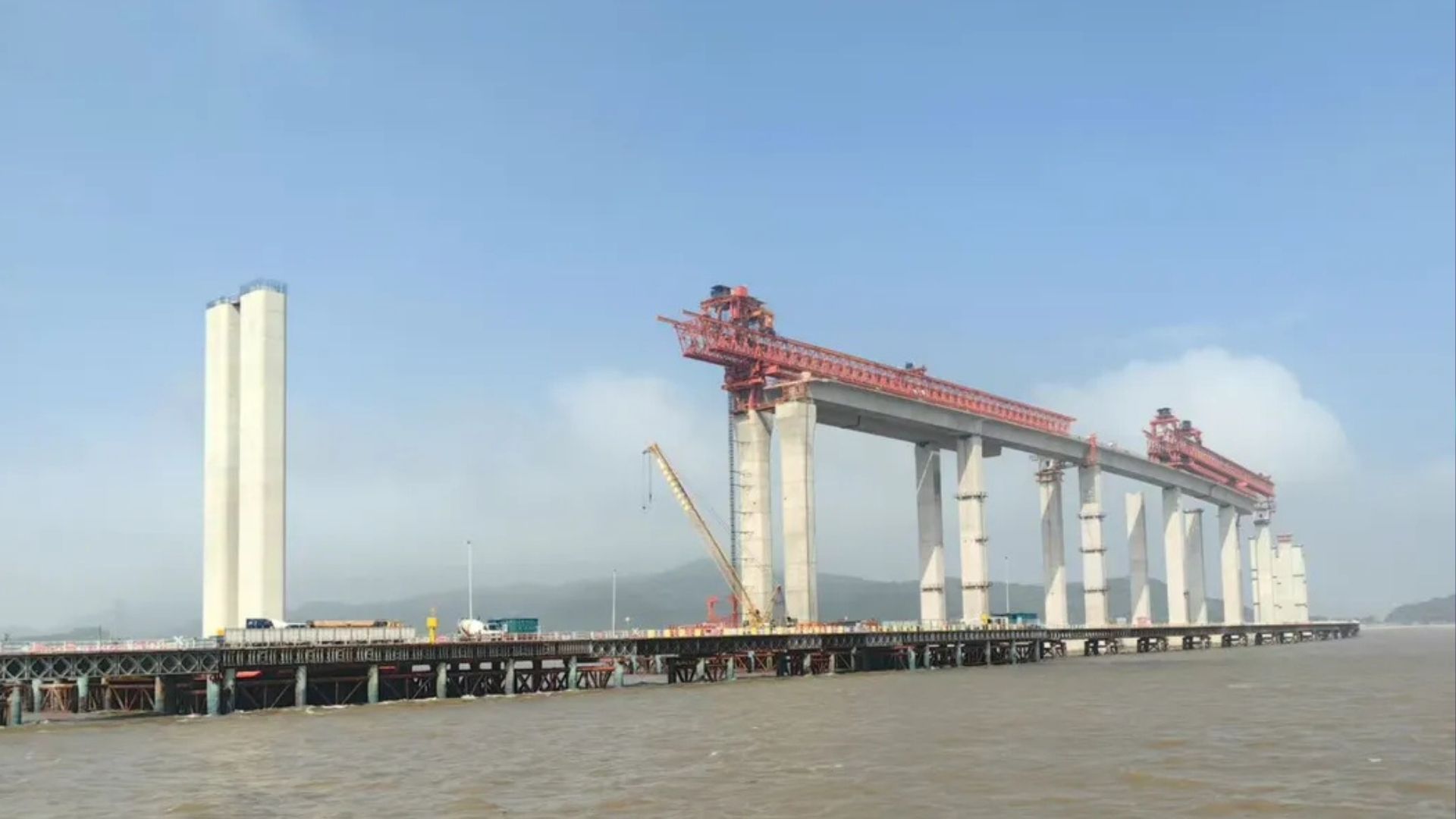 Equipamentos para in&iacute;cio da Ponte Salvador-Itaparica devem chegar em maio