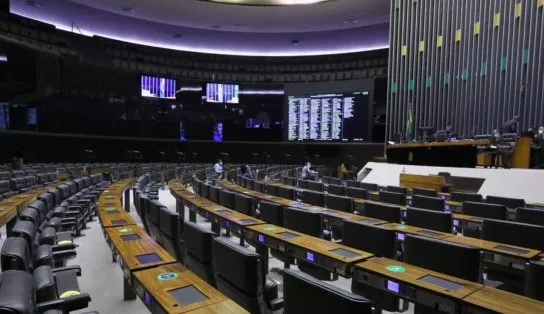Senado aprova auxílio emergencial para grupo e valor pode chegar a R$ 3 mil