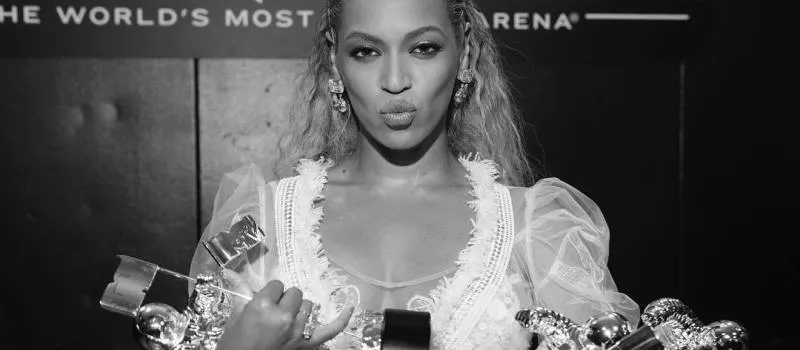 EMOCIONANTE: Beyoncé realiza chamada de vídeo para fã com câncer; Veja vídeo