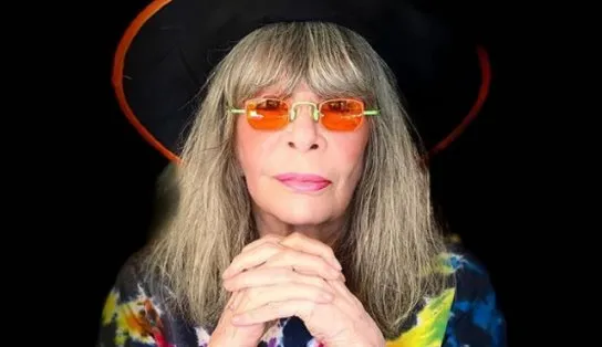 Rita Lee é diagnosticada com um tumor no pulmão; "rainha" do rock nacional tem 73 anos