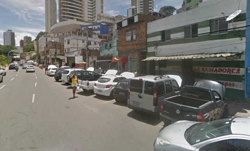 Após briga, policial militar atira em homem dentro de loja na Av. Vasco da Gama