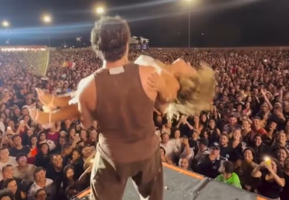 Após a repercussão negativa, Nattan disse que também deu R$ 1 mil à mulher e que costuma promover esse tipo de interação. | Foto: Redes Sociais
