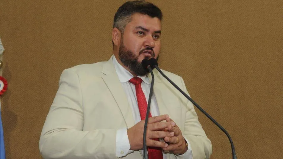 Deputado repudia agressão contra jovem militante do PT em Camaçari