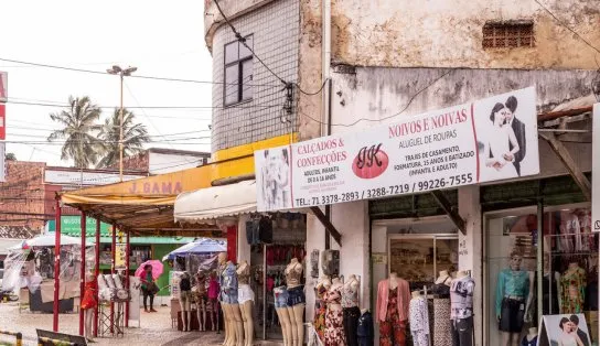 Lojas de varejo voltam a funcionar aos domingos em Lauro de Freitas