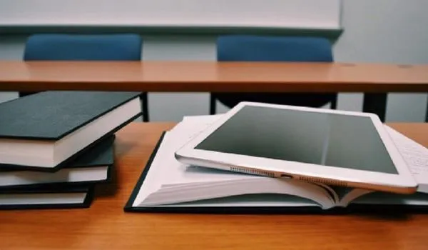Oito países europeus decidem reabrir escolas; medidas de distanciamento serão adotadas