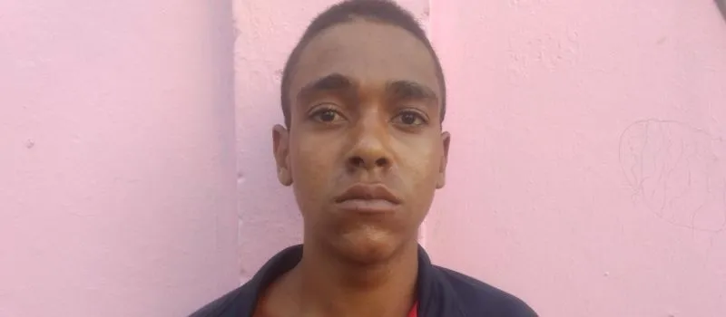 MAIS UM: Polícia prende em flagrante homem tentando traficar no Nordeste de Amaralina