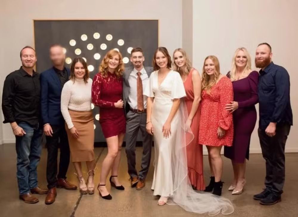 Pamela Jones relembra que, virgem e com apenas 15 anos, se casou para fugir do pai abusivo. | Foto: Arquivo Pessoal