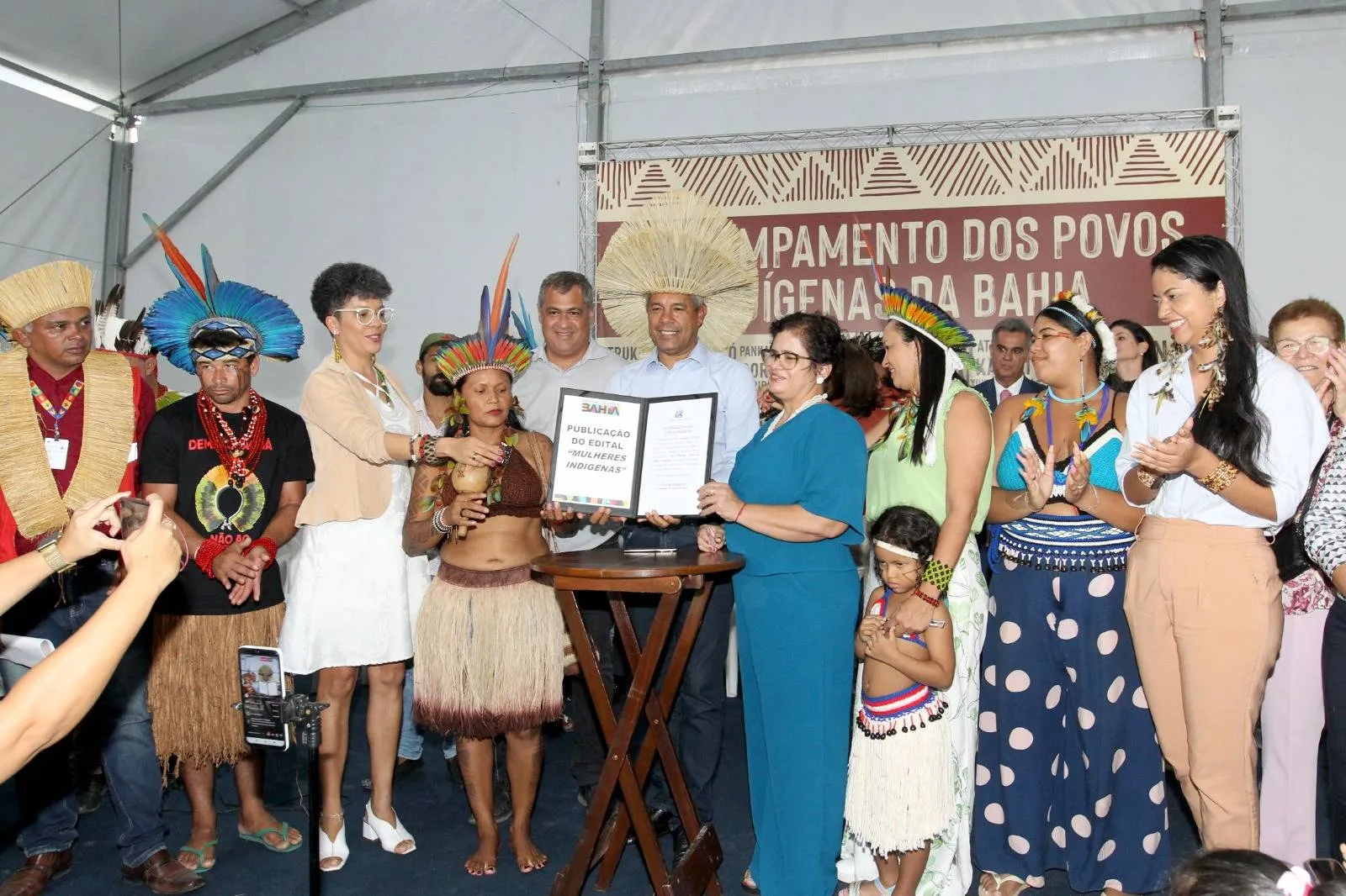 Em evento dos povos originários, Jerônimo Rodrigues dá recado ao secretariado sobre pautas indígenas