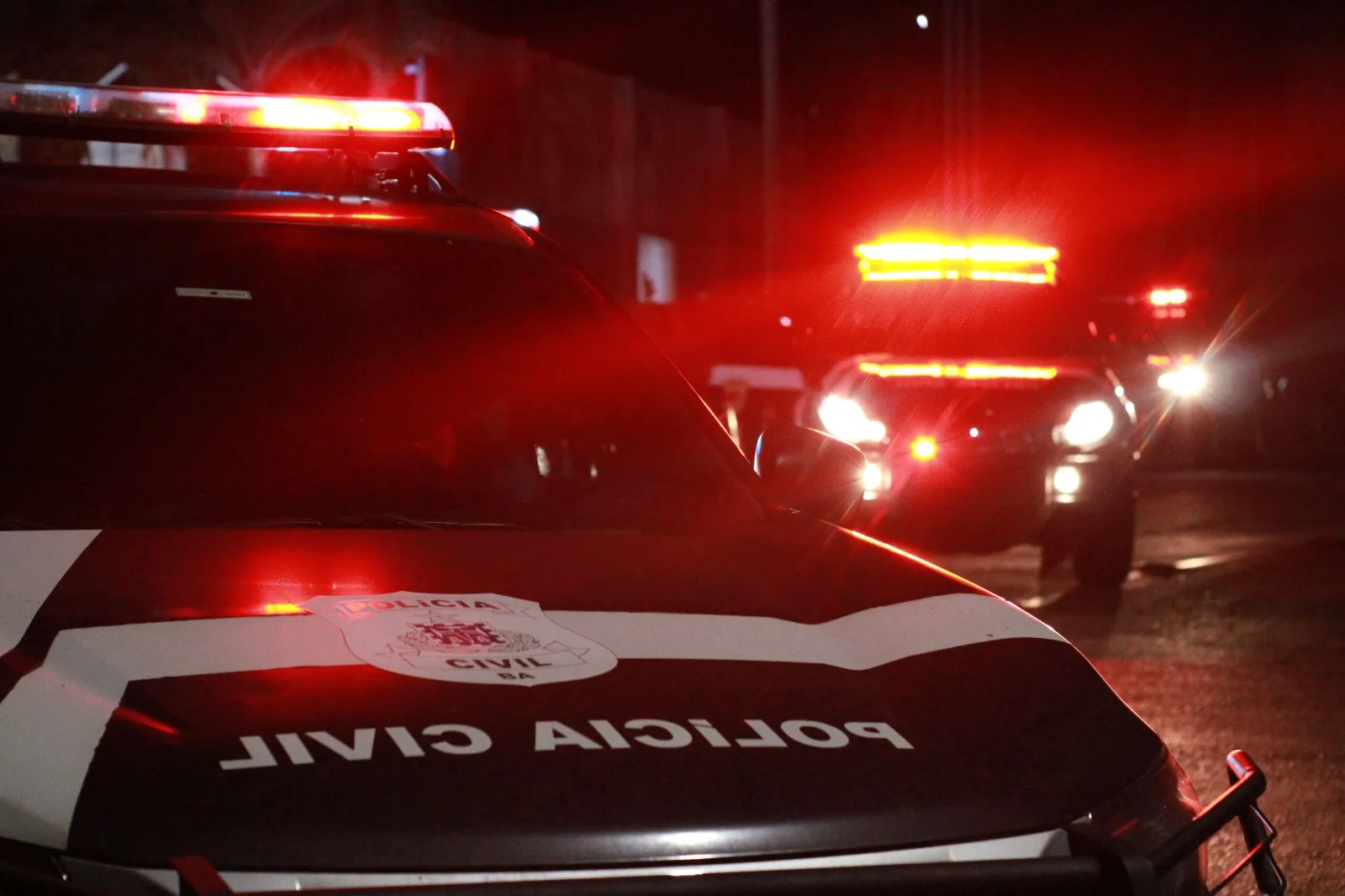 Homem é preso por estuprar filha de 10 anos com ajuda de filho adolescente na Bahia