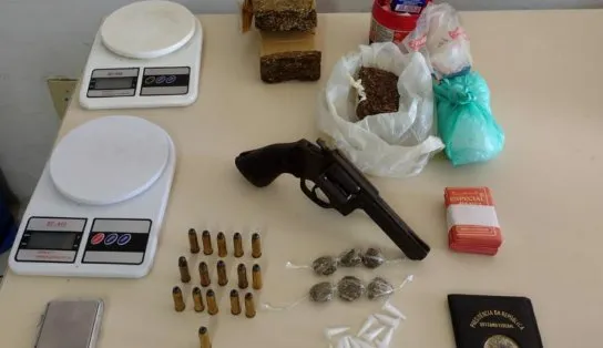 Homem que teve homicídio filmado em Salvador tinha arma e drogas dentro de casa, diz Polícia Civil 