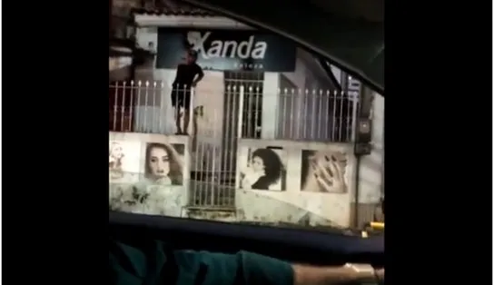 Cara de pau: suspeito furta salão de beleza em Brotas e ainda reclama ao ser filmado: "É falta de educação"